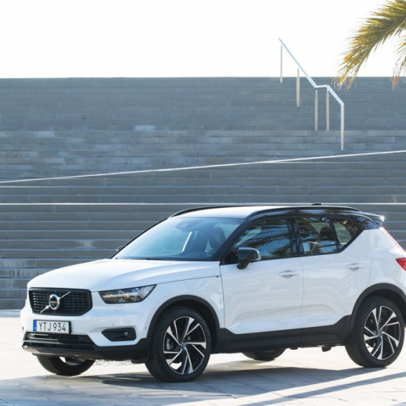 Objavljen opoziv za Volvo XC40 zbog rizika od požara
