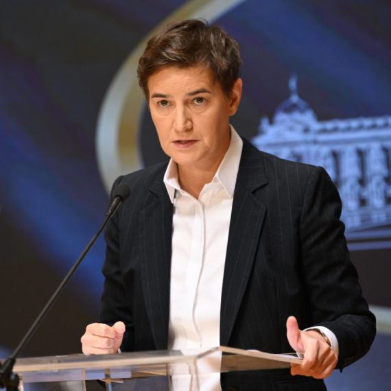 Vučić stao u odbranu građanina, a CRTA pokušala to da sakrije; Brnabić žestoko odgovorila VIDEO