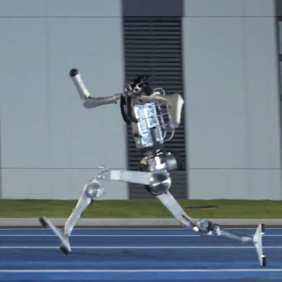 Stiže humanoidni robot "Supermen": Obara sve rekorde FOTO