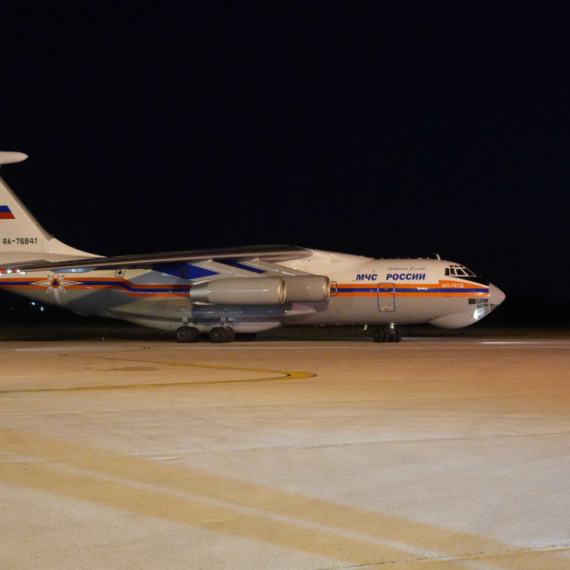 Šta Rusi rade u Nemačkoj? Iljušin Il-96 sleteo u Keln FOTO