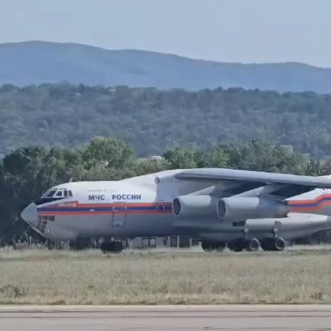 Russian Ilyushin tackles the fires on Stolovi for the first time: Drops 168 tons of water on fire zones