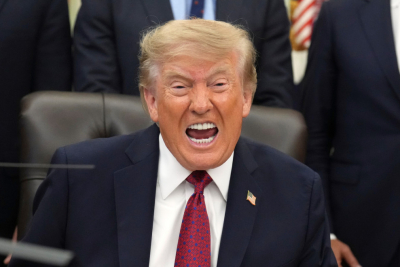 Slika za Amerika steže obruč: Sankcije za 27 iranskih aviokompanija