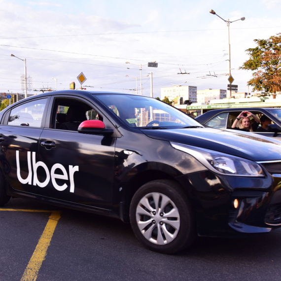 Direktor Ubera se provozao Zagrebom: "Pet zvezdica za taksi bez vozača"