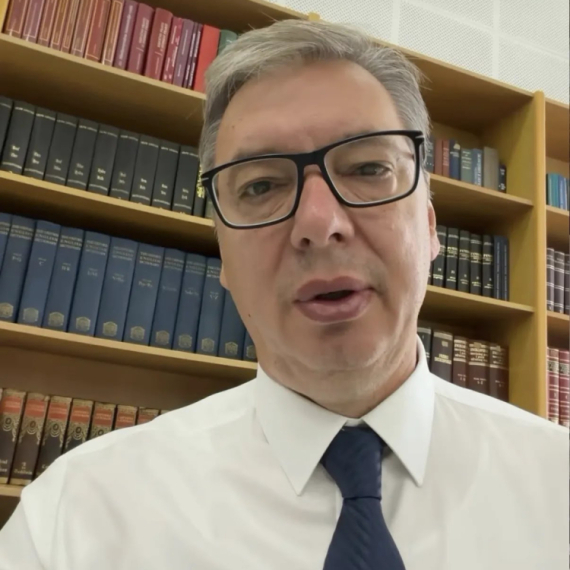Oglasio se Vučić o "zvučnom topu": "Laž koja je trebalo da nas pretvori u zombije" VIDEO
