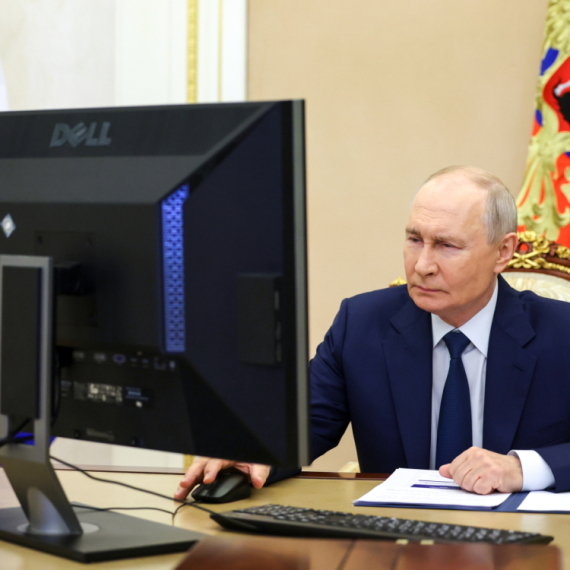 Putin glasao; Rusija bira novu Državnu dumu