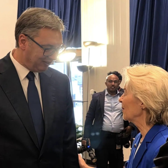 Vučić sa Fon der Lajen: "Verujem da će Srbija ubrzati svoj put ka punopravnom članstvu u Evropskoj uniji" FOTO