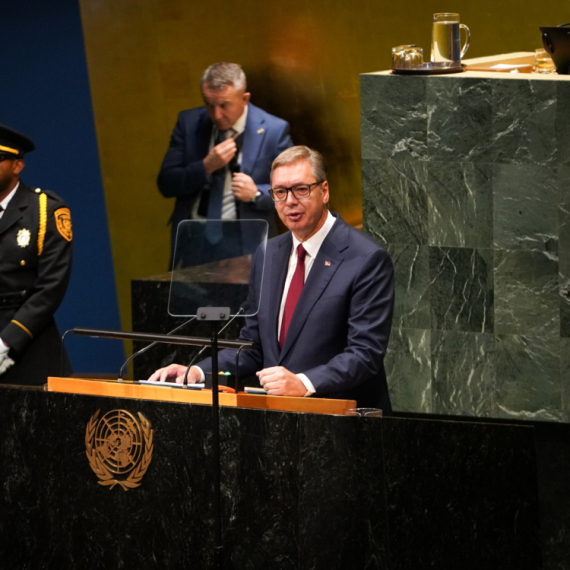 Vučićev govor u UN istorijski; Na šta bi to sve ličilo u izvedbi Srdanovića ili Kokanovića?