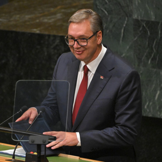 Vučić se obratio na Generalnoj skupštini UN: "Srbija se uzdigla kao feniks"; Građani oduševljeni govorom VIDEO