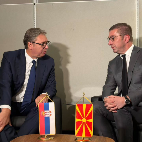 Važni susreti u Njujorku; Vučić sa nemačkim ministrom Vadefulom i premijerom Severne Makedonije Mickoskim FOTO