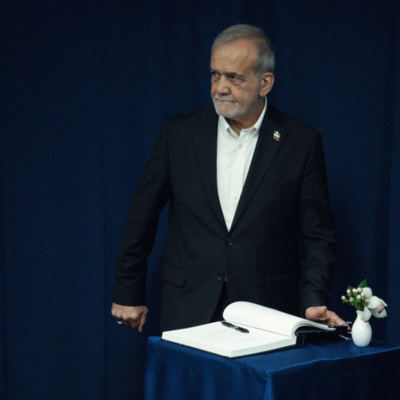 Pezeškijan: "Spremni smo za pregovore, ali..." VIDEO