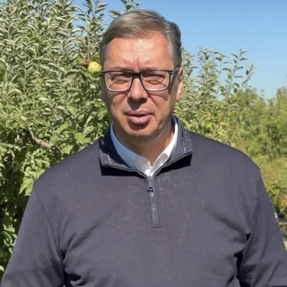 Vučić: "Krećem iz Jajinaca, baš kao što sam i 2012. godine krenuo u pobedu nad DOS-ovskim režimom" VIDEO