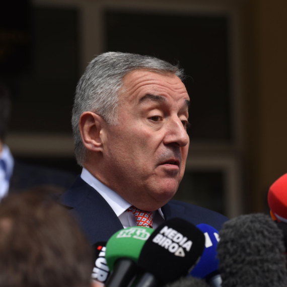 Đukanović se meša u političke prilike u Srbiji: Udario na "srpske nacionaliste" i stao uz Srdanovića