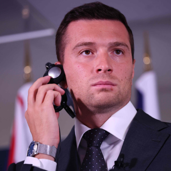 Bardela, ponovo: "Antisemitske poruke su lažne"; Najavio tužbu