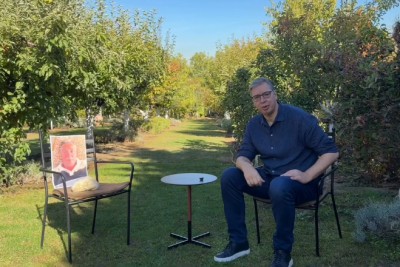 Slika za Vučić: "Dijalog sa kamenom za kupus"; "Želeo sam da razgovaram sa studentima – nikada to nisu hteli" VIDEO