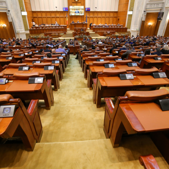 Karambol u jermenskoj skupštini; Pesničenje poslanika VIDEO