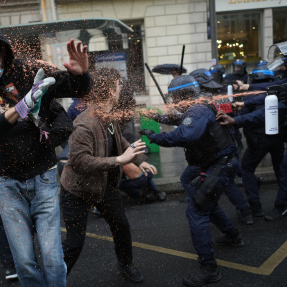 Mass brawls break out on the streets of a European capital; Shocking footage emerges PHOTO/VIDEO