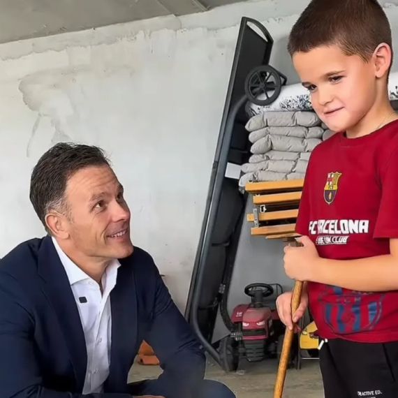 Mali posetio porodicu Davidović u Vinči: "Slika prave Srbije – slika zajedništva i jedinstva" VIDEO