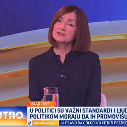Smajlović: "Blokaderima smetala zastava sa likom Mladića, nije im smetao transparent da je Srebrenica genocid"