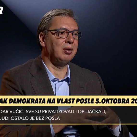 Vučić: "Moja majka je prošla kroz strašne stvari. Nadam se da druge majke u Srbiji neće prolaziti kroz to"