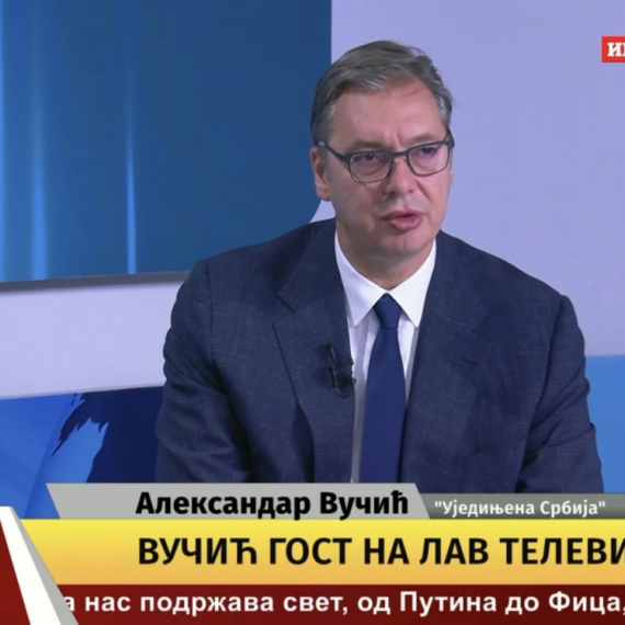 Vučić: "N1 se uplašio od 24 minuta razgovora sa mnom"; "Ovo je čist fašizam, boriću se još jače"