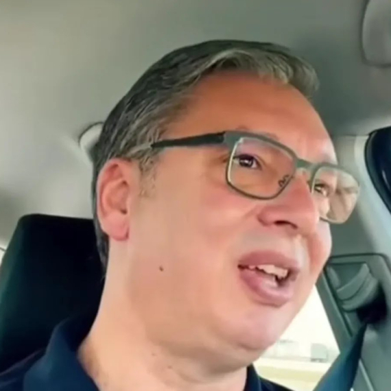 Vučić zapevao "Ruzmarin" i poručio: "Danas ćemo u Nišu da napravimo najbolju žurku" VIDEO
