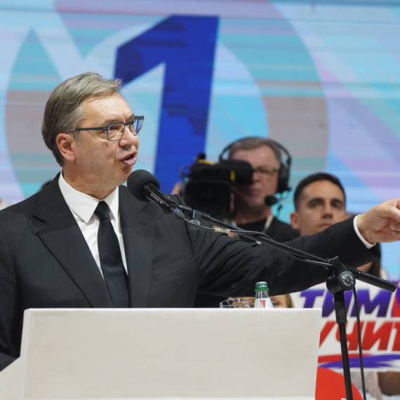 Najnovije istraživanje Ipsosa: Lista "Aleksandar Vučić – Ujedinjena Srbija" ima podršku od 47,4%