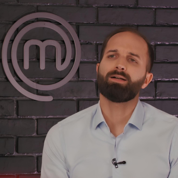 Sve pršti od emocija u MasterChefu: Vladimir progovorio o svojoj mnogočlanoj porodici