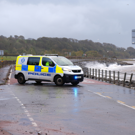 Haos u Škotskoj: Voda je sve potopila, olujni vetar od 136 kilometara na čas ruši sve pred sobom VIDEO