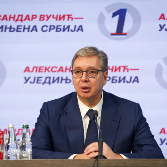 Vučić: "U narednih mesec dana novo rukovodstvo SNS"; "Borba za slobodu Srbije je otpočela"