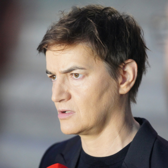 Brnabić: "Borba za našu državnost, za naše institucije, a protiv terora – počinje"