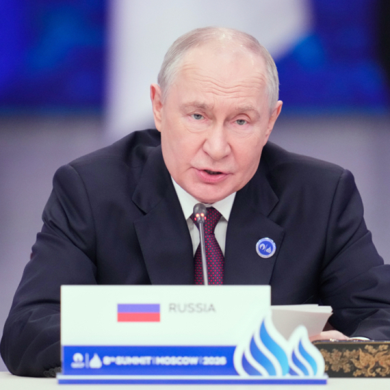 "Neka pozovu – Putin je spreman za razgovor"