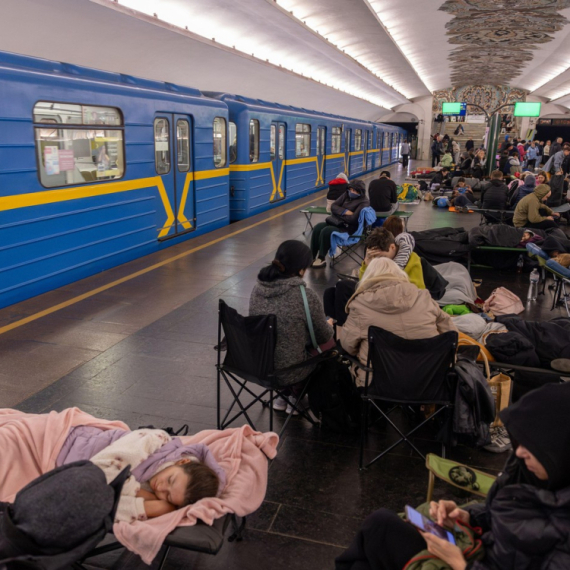Zvezda "Igre prestola" noć provela u metrou u Kijevu: Sklonio se od ruskih napada FOTO/VIDEO
