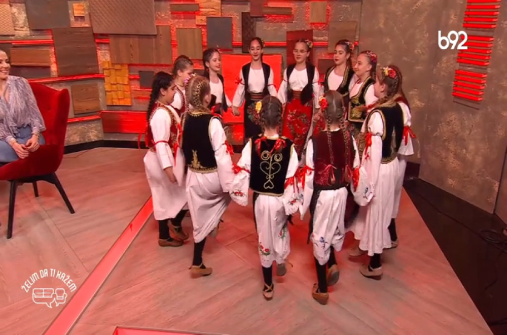 Želim da ti kažem - Aleksandar Tekavc i KUD "Opanak" Zemun Polje