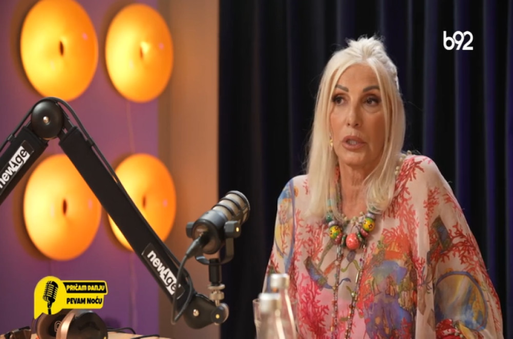 Pričam danju, pevam noću - Dragica Radosavljević Cakana