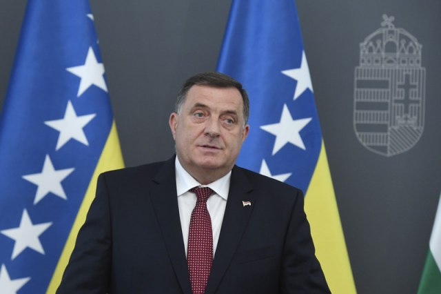 EPA-EFE/SZILARD KOSZTICSAK HUNGARY OUT