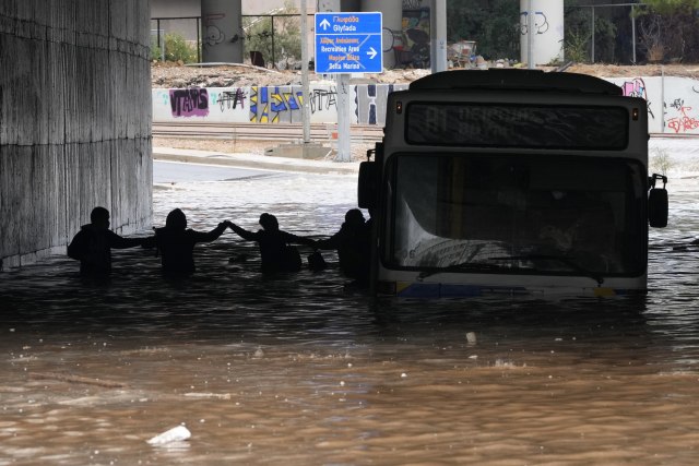 Tanjug/AP Photo/Thanašis Stavrakis