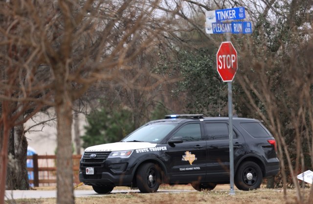 Tanjug/Amanda McCoy/Star-Telegram via AP